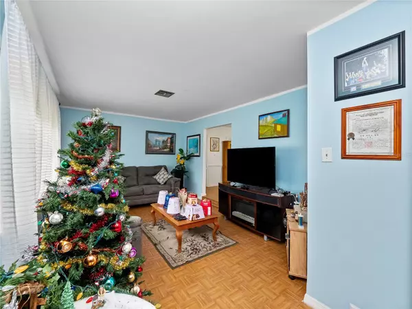 Orlando, FL 32819,7002 CRESTLAKE DR