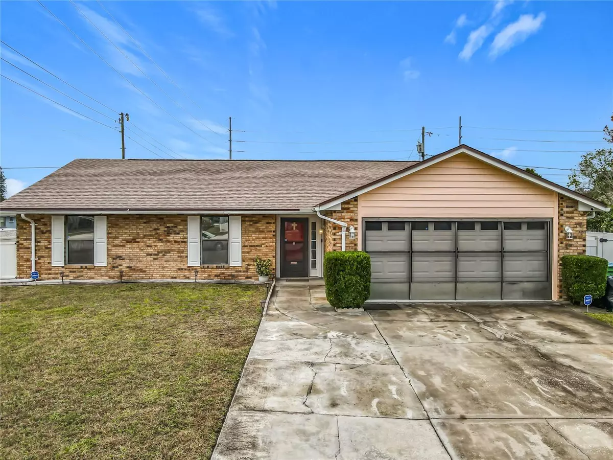 Deltona, FL 32725,900 YELLOWBIRD AVE