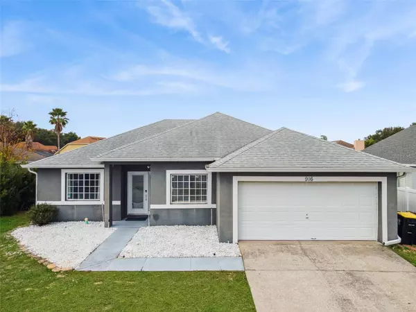 916 HILLCREST DR, Davenport, FL 33897