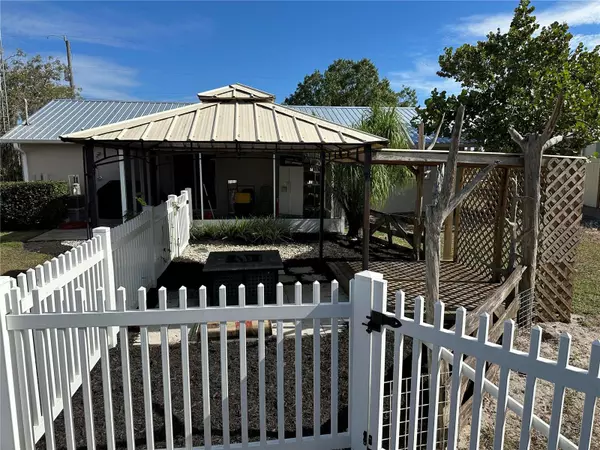 Lake Placid, FL 33852,222 HIGHLANDS LAKE DR