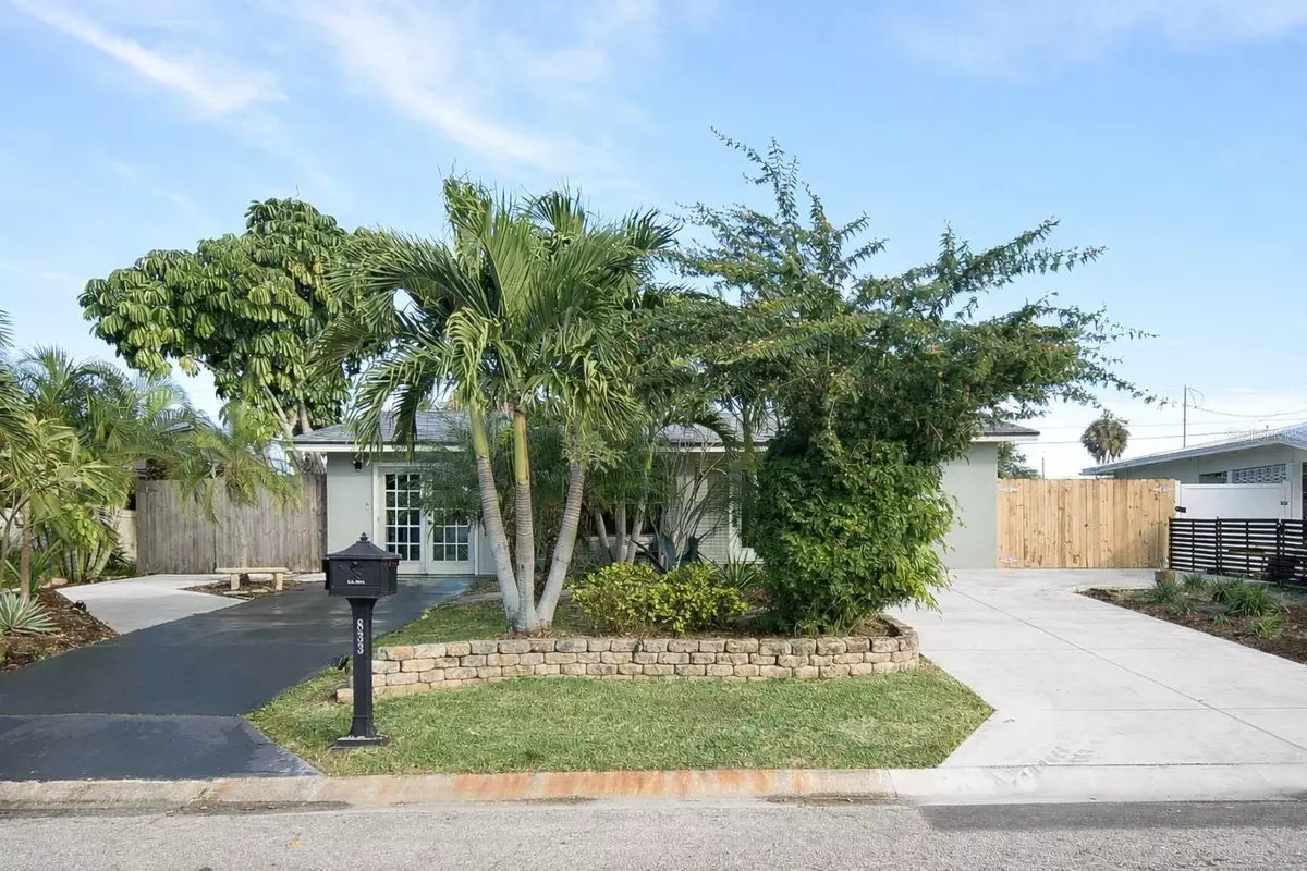 Melbourne, FL 32935,833 CHICKASAW AVE