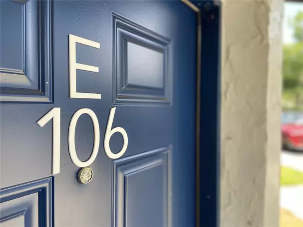 Winter Park, FL 32792,3651 N GOLDENROD RD #106