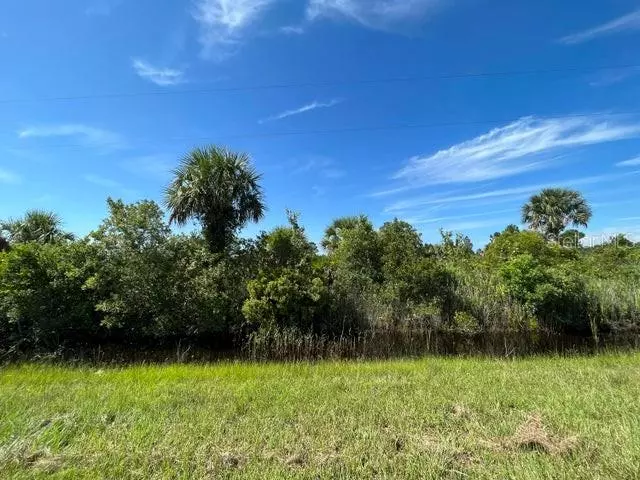 Okeechobee, FL 34972,16330 NW 286TH ST