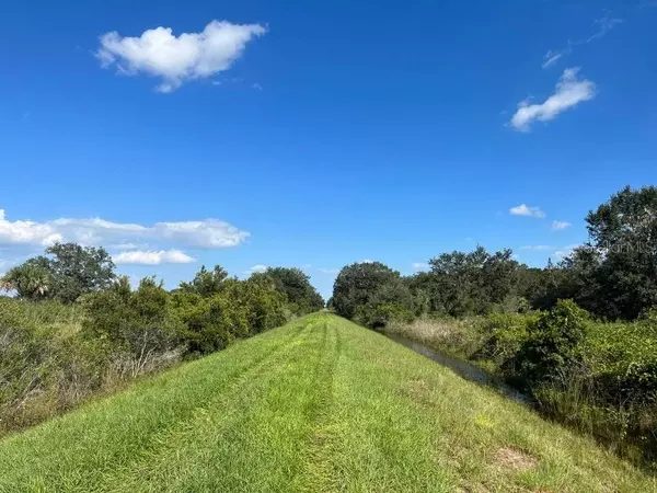 Okeechobee, FL 34972,19938 NW 278TH ST