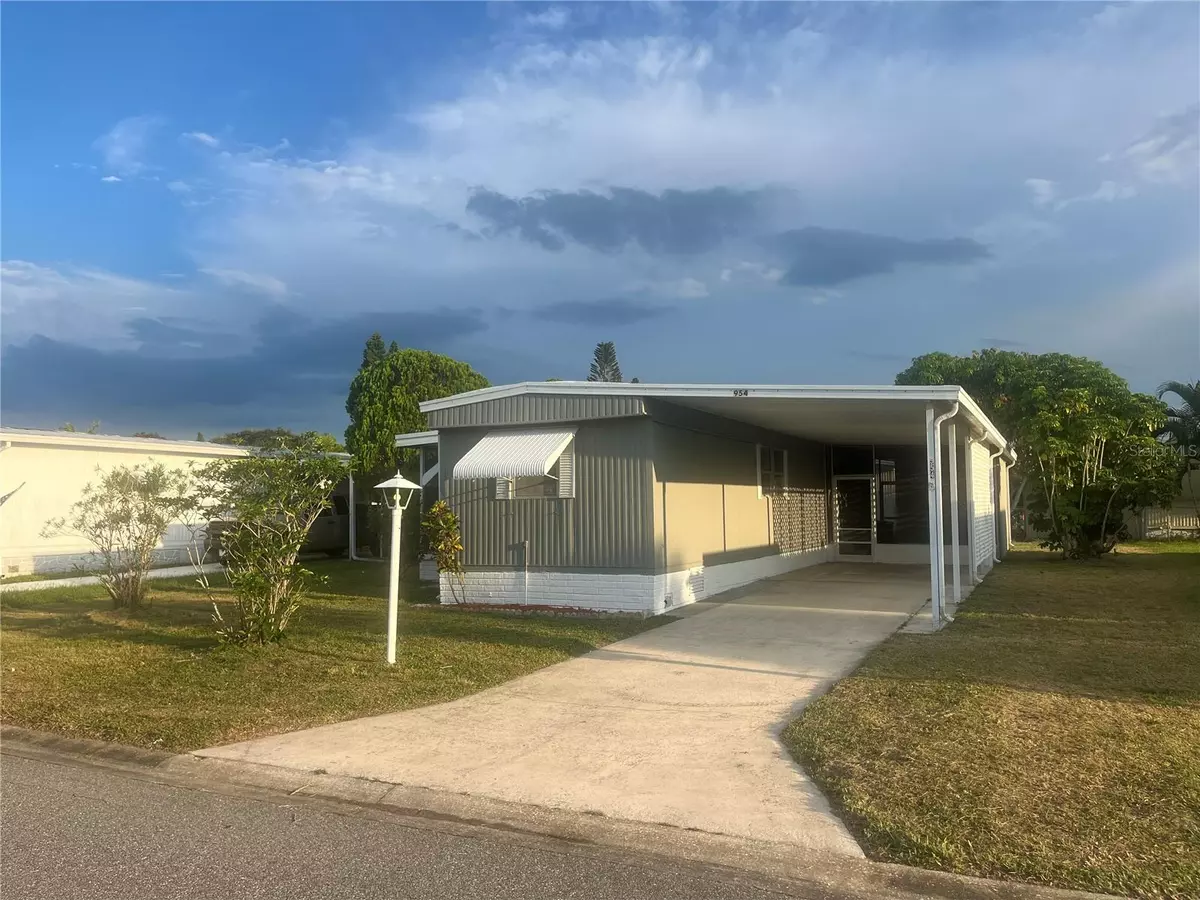 Sebastian, FL 32976,954 CASHEW CIR