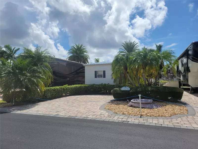 638 SW 40TH CV #42, Okeechobee, FL 34974