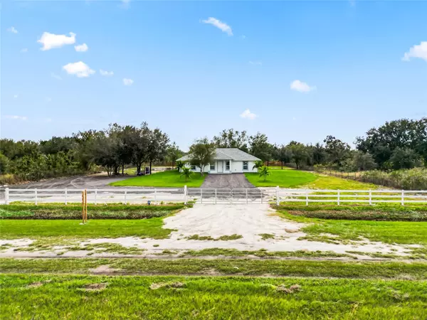 Okeechobee, FL 34972,14978 NW 258TH ST