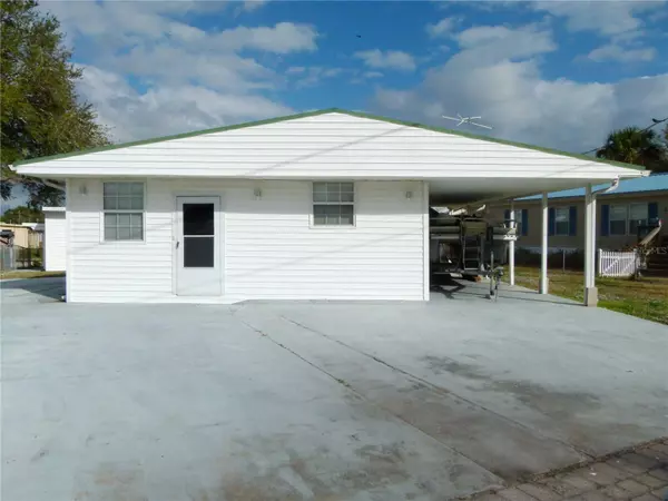 1083 LIME ST, Okeechobee, FL 34974