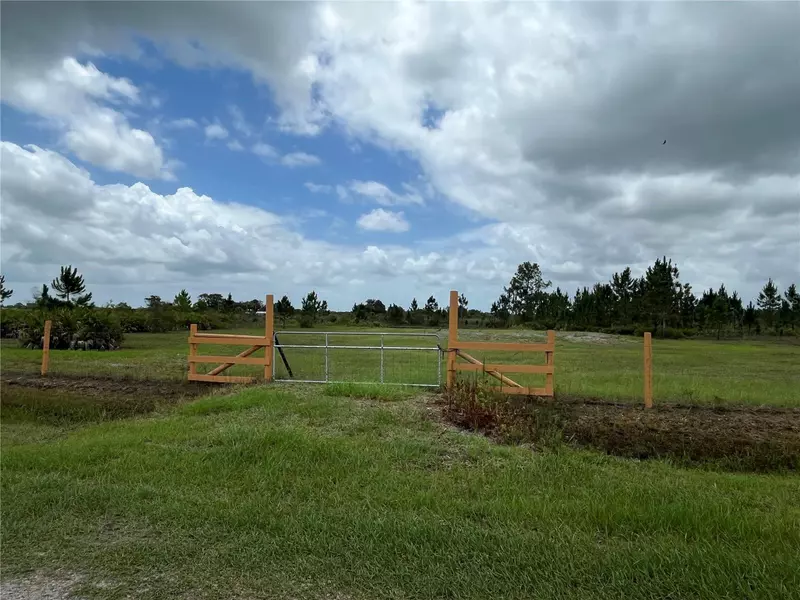 19092 NW 250TH ST, Okeechobee, FL 34972