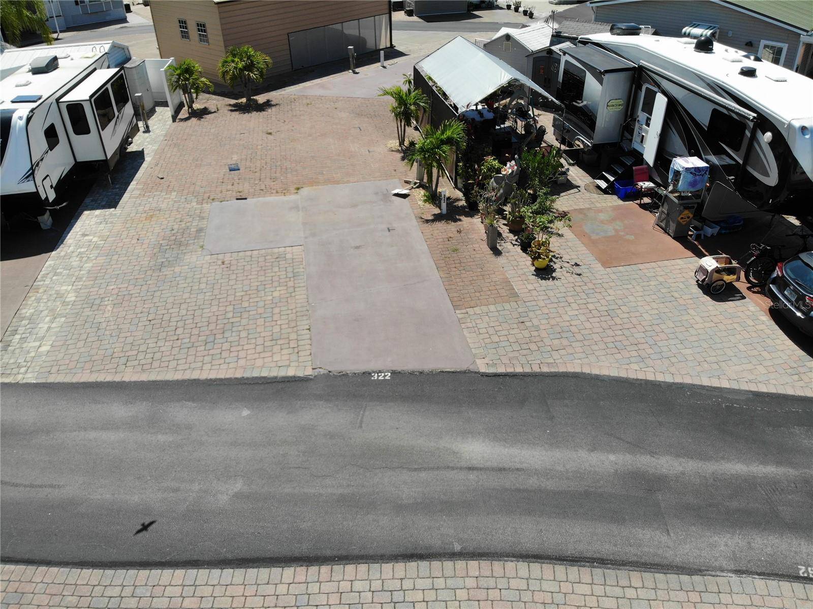Okeechobee, FL 34974,7950 STATE ROAD 78 W #322