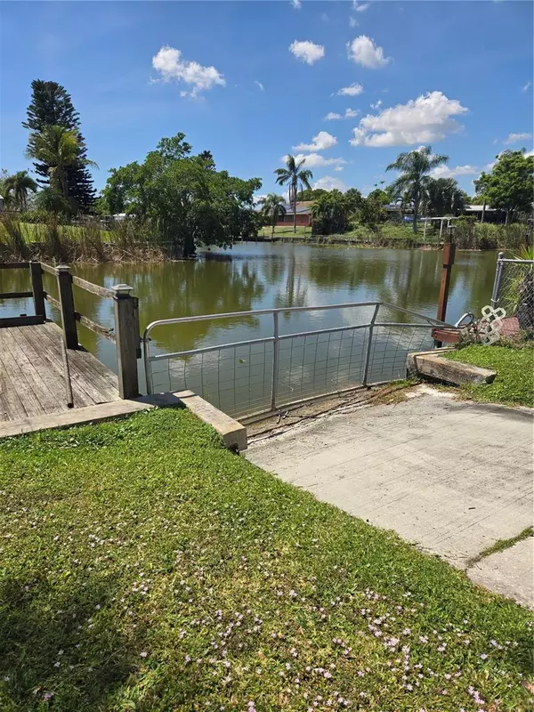 Okeechobee, FL 34974,2126 SE 35TH LN