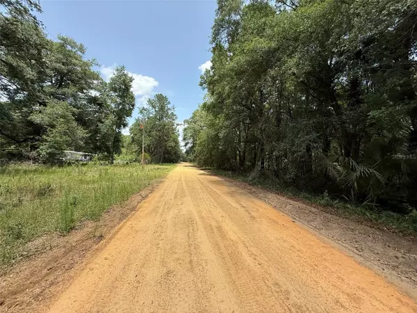 Interlachen, FL 32148,101 JOEL AVE