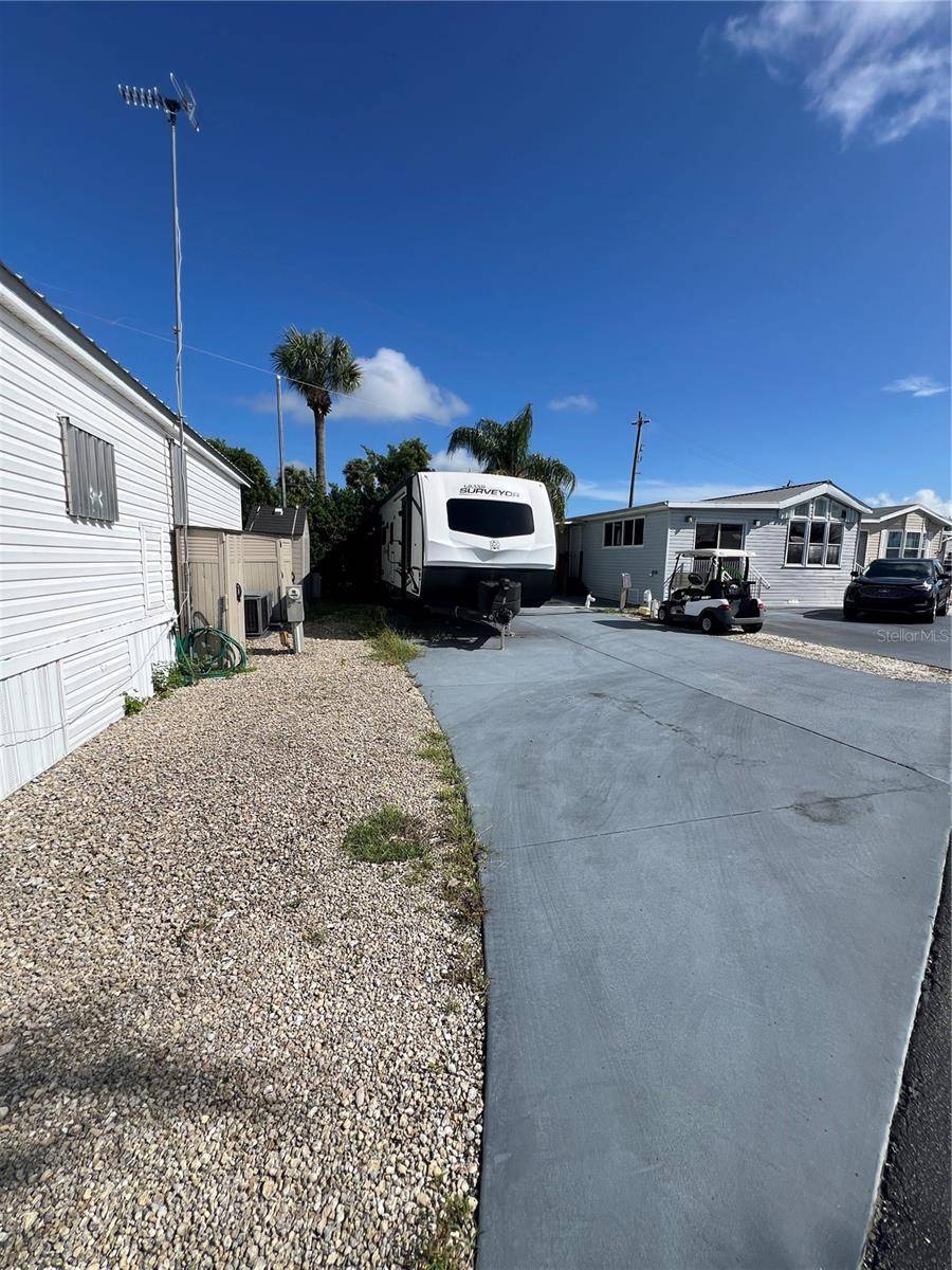 Okeechobee, FL 34974,7950 STATE ROAD 78 W #7