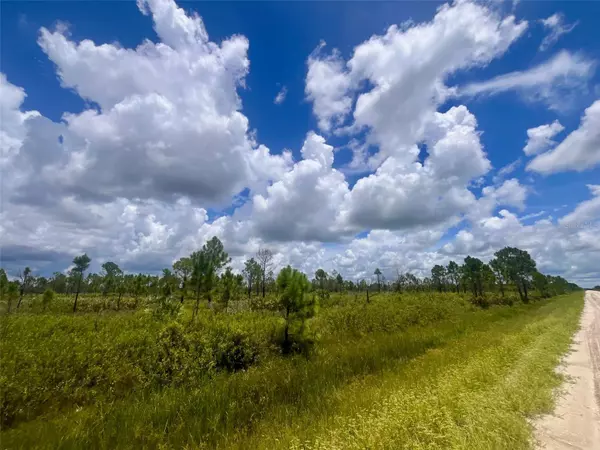 Okeechobee, FL 34972,15827 NW 272ND ST