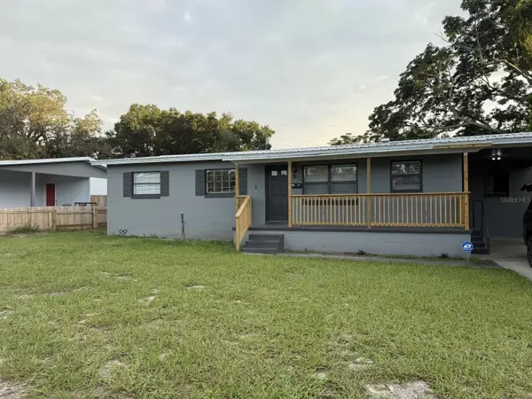 Orlando, FL 32808,5702 MERIDIAN WAY