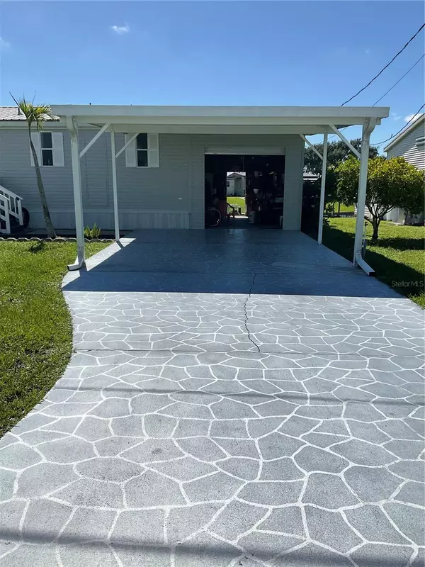 Okeechobee, FL 34974,2518 SE 32ND ST