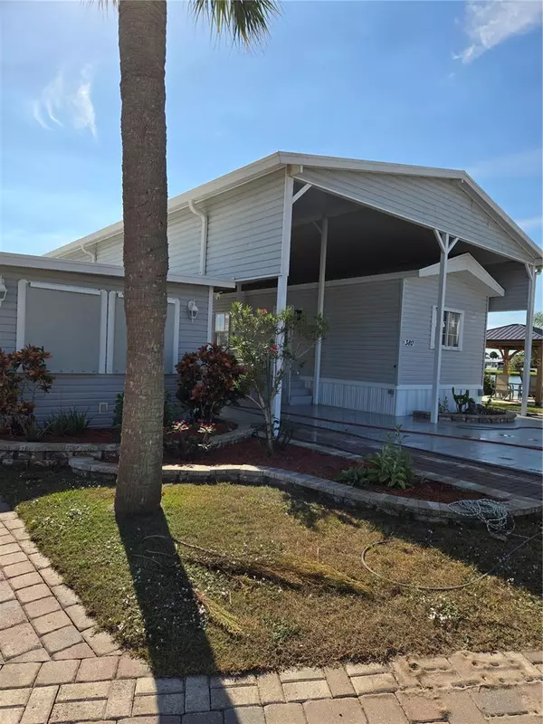 Okeechobee, FL 34974,380 SE 34TH CT