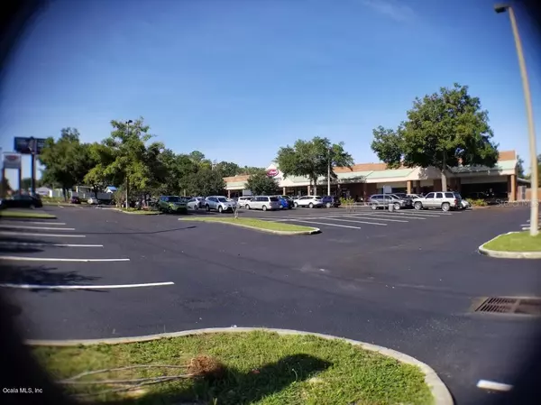 Ocala, FL 34471,1927 SW COLLEGE RD #A