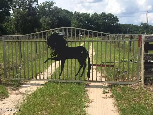 Reddick, FL 32686,3215 NW 155th ST