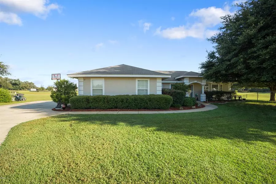 6911 SE 99th PL, Belleview, FL 34420