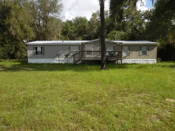 565 School ST, Bronson, FL 32621
