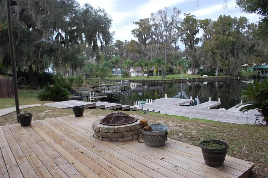 471 SE 3rd ST, Melrose, FL 32666