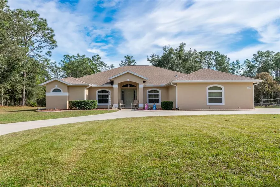 8800 SW 205th CIR, Dunnellon, FL 34431