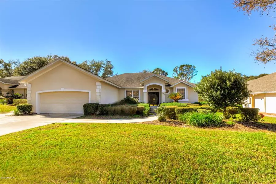 39541 Grove HTS, Lady Lake, FL 32159