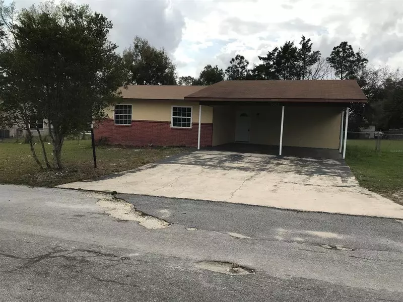 9302 SE Maricamp RD, Ocala, FL 34472