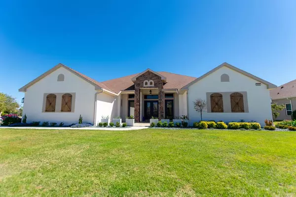 8908 Beacon Hill AVE, Mount Dora, FL 32757