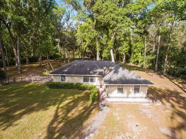 17630 NE 37 CT, Citra, FL 32113