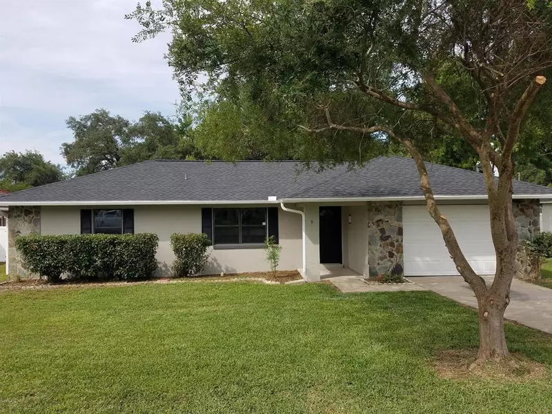 9 Teak Loop LN, Ocala, FL 34472
