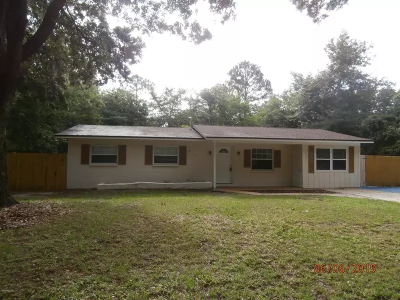 3819 NE 11th TER, Gainesville, FL 32609