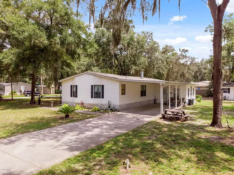 1463 County Road 481a, Lake Panasoffkee, FL 33538