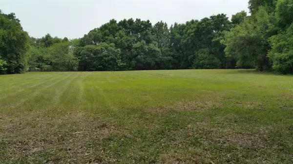 SE CR 42 SE, Weirsdale, FL 32195