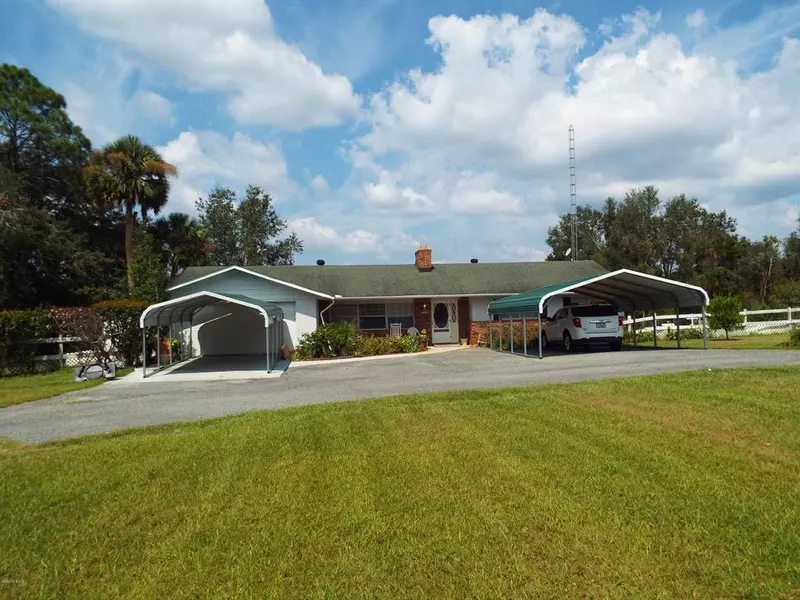 9450 SE 183rd Avenue RD, Ocklawaha, FL 32179