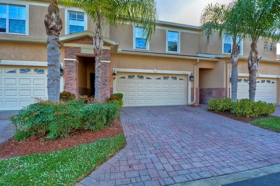 1507 Hillview LN, Tarpon Springs, FL 34689