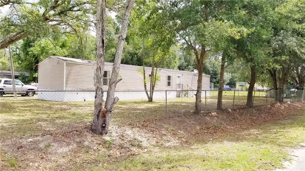 13141 SE 102ND TER, Ocklawaha, FL 32179