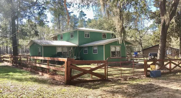 Salt Springs, FL 32134,131 OAK HILL CIR