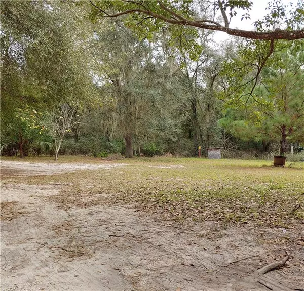 NE 147TH TER, Silver Springs, FL 34488