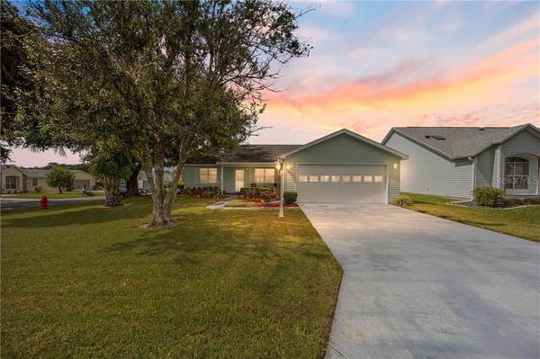 502 SEVILLA PL, Lady Lake, FL 32159