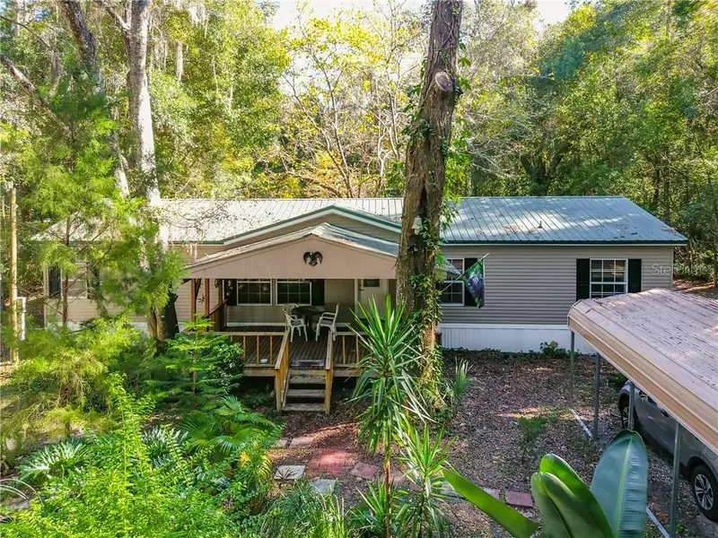 203 SW 8TH AVE, Micanopy, FL 32667