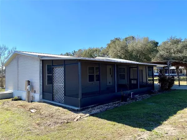 18416 SE 60TH ST, Ocklawaha, FL 32179