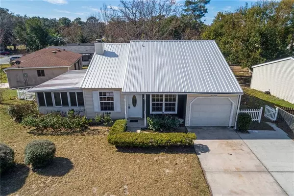 25 SPRING LOOP CIR, Ocala, FL 34472