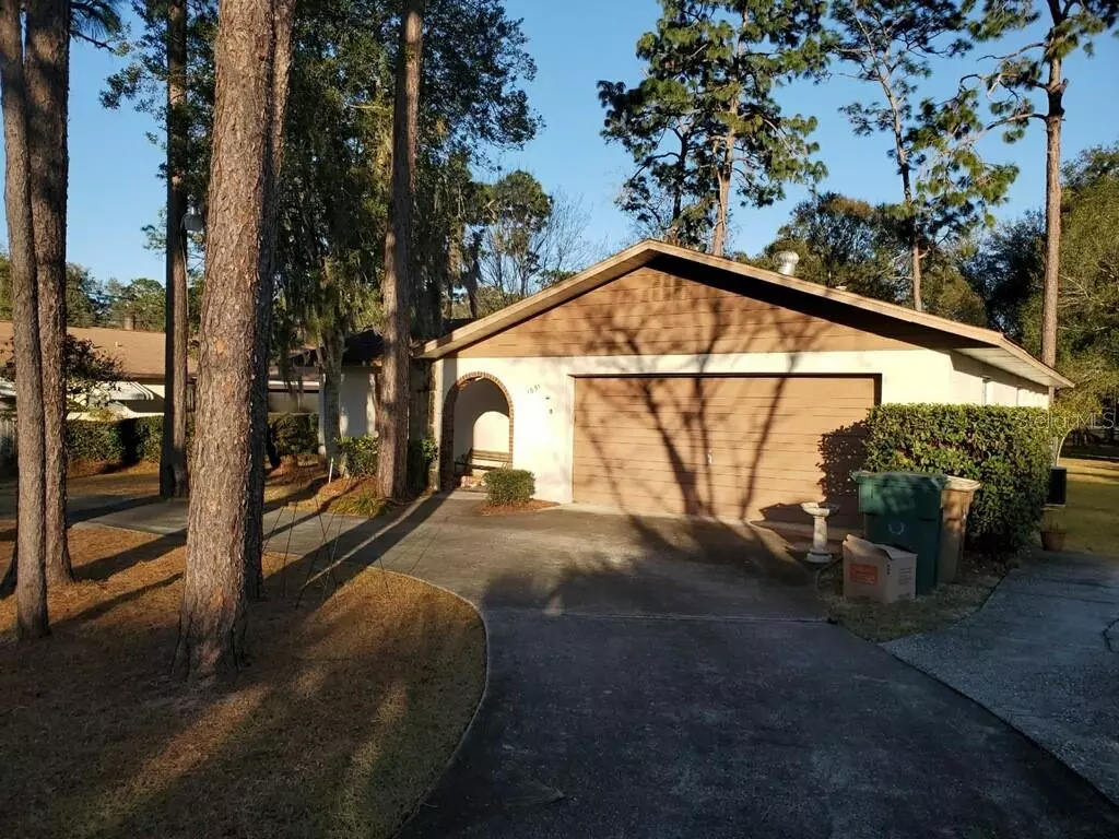 Ocala, FL 34470,1031 NE 40TH AVE