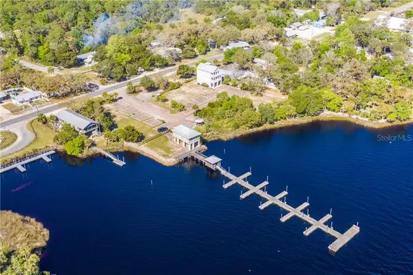 111 S 2ND ST, Steinhatchee, FL 32359