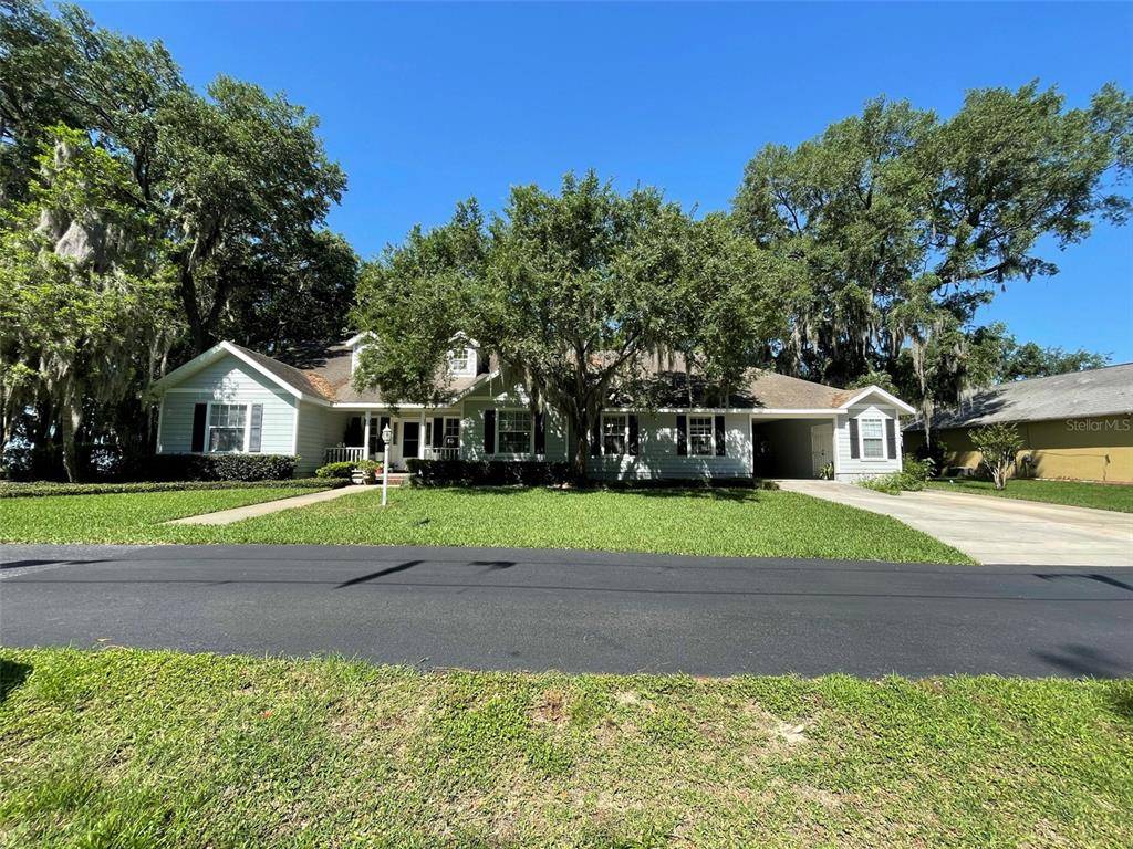 13584 E HWY 25, Eastlake Weir, FL 32133