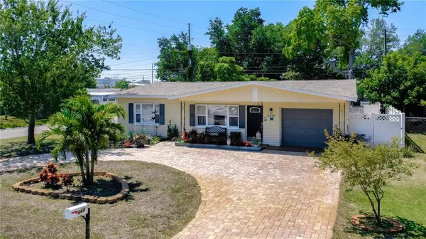 8480 75TH AVE N, Seminole, FL 33777