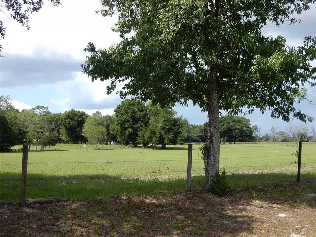 Chiefland, FL 32626,2990 NE 120TH ST