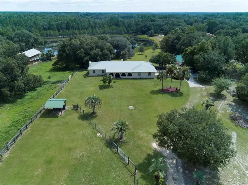 6737 SE 180TH AVENUE RD, Ocklawaha, FL 32179